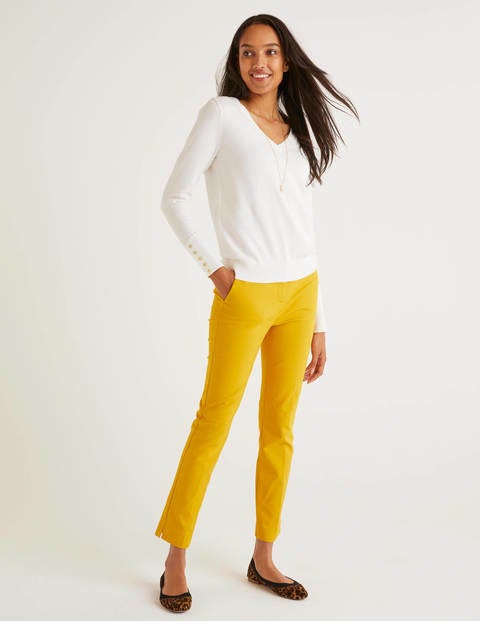 Eldon Cotton V-Neck Jumper - Ivory Eldon Cotton V-Neck Jumper - Ivory
