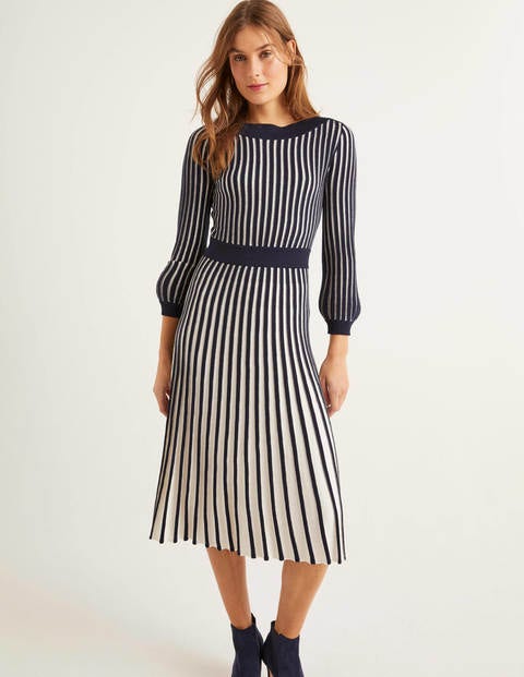 Rita Strickkleid - Navy/Naturweiß, Gestreift Rita Strickkleid - Navy/Naturweiß, Gestreift