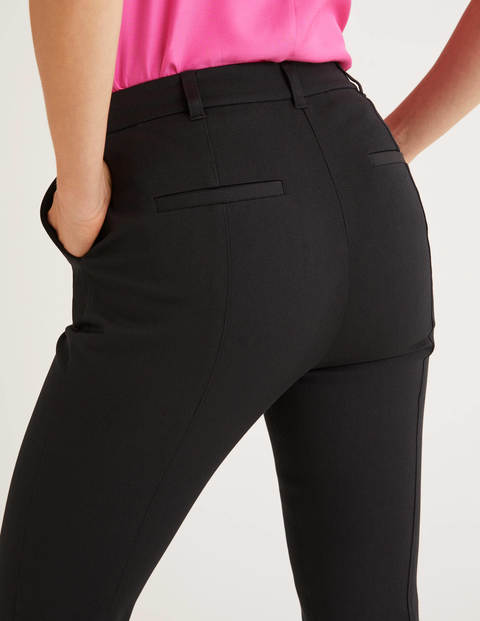 Bath Ausgestellte Hose Mit 2-Wege-Stretch - Schwarz Bath Ausgestellte Hose Mit 2-Wege-Stretch - Schwarz