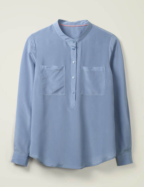 Kragenlose Seidenbluse - Meerblau Kragenlose Seidenbluse - Meerblau