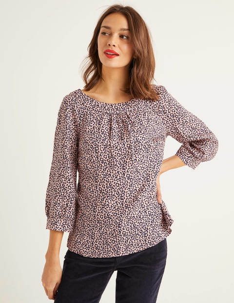 Lavinia Linen Top - Milkshake, Animal Stamp Lavinia Linen Top - Milkshake, Animal Stamp