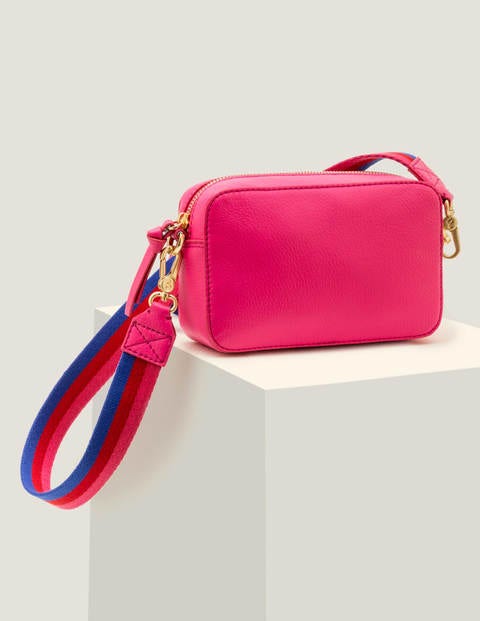 Valeria Crossbody Bag - Party Pink Valeria Crossbody Bag - Party Pink