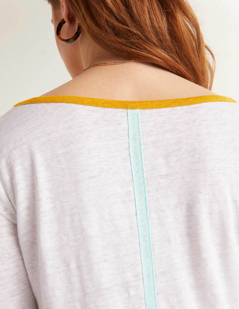 Cornelia Leinen-T-Shirt mit V-Ausschnitt - Weiß Cornelia Leinen-T-Shirt mit V-Ausschnitt - Weiß