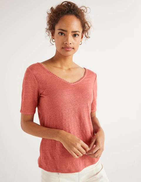 Serena Scallop Trim Linen Tee - Rouge Serena Scallop Trim Linen Tee - Rouge