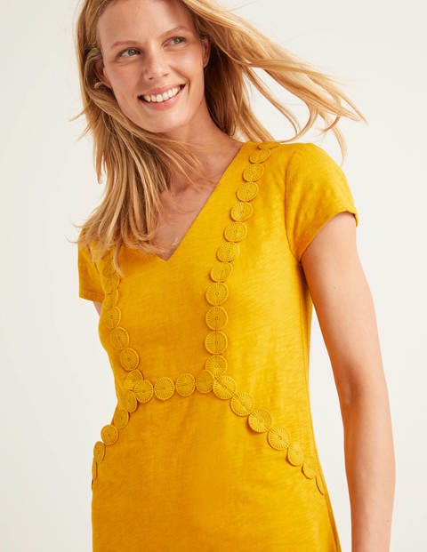Saskia Jerseykleid Mit Zierborte - Sonnengelb Saskia Jerseykleid Mit Zierborte - Sonnengelb