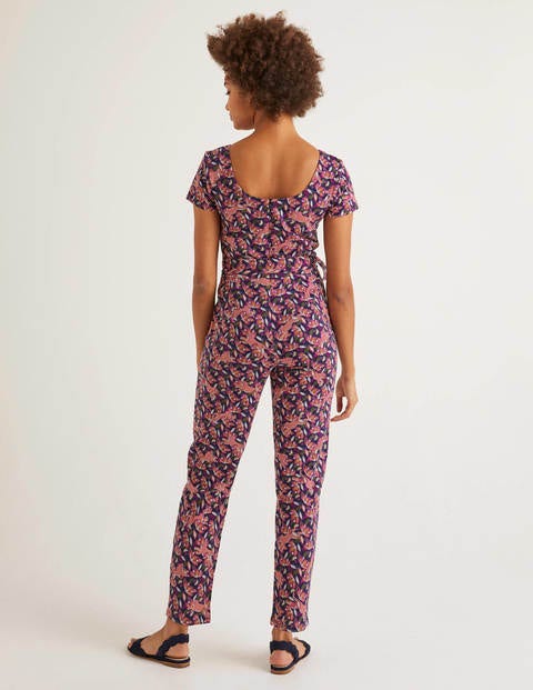 Combinaison Tia en jersey échancrée dans le dos - Bleu marine, Motif Cheetah Bloom Combinaison Tia en jersey échancrée dans le dos - Bleu marine, Motif Cheetah Bloom
