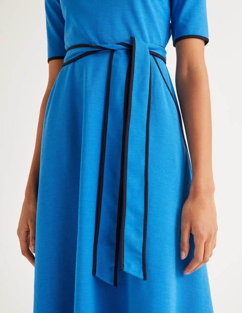Ruby Ponte-Midikleid - Kräftiges Blau Ruby Ponte-Midikleid - Kräftiges Blau