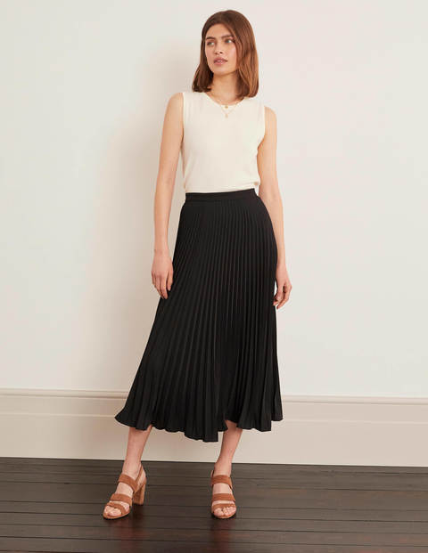 Kristen Pleated Skirt - Black Kristen Pleated Skirt - Black