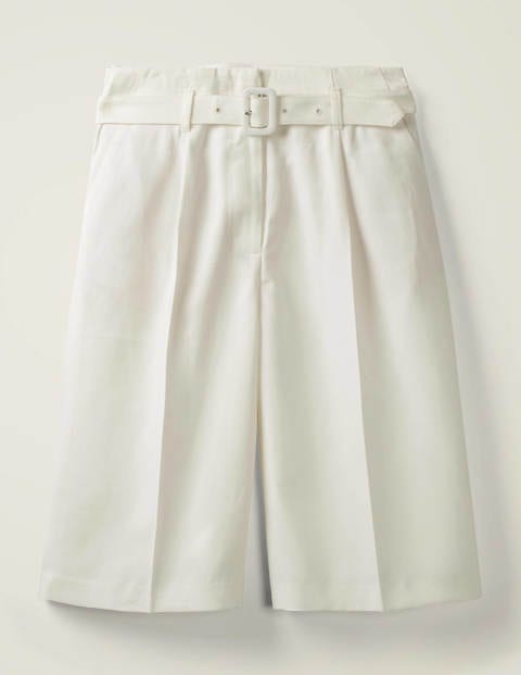 Hampton Shorts mit Gürtel - Naturweiß Hampton Shorts mit Gürtel - Naturweiß