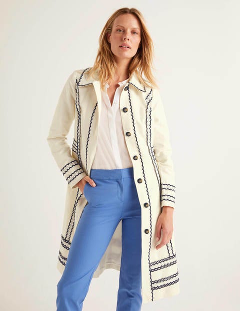 Agar Scallop Coat - Ivory Agar Scallop Coat - Ivory