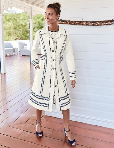 Agar Scallop Coat - Ivory Agar Scallop Coat - Ivory