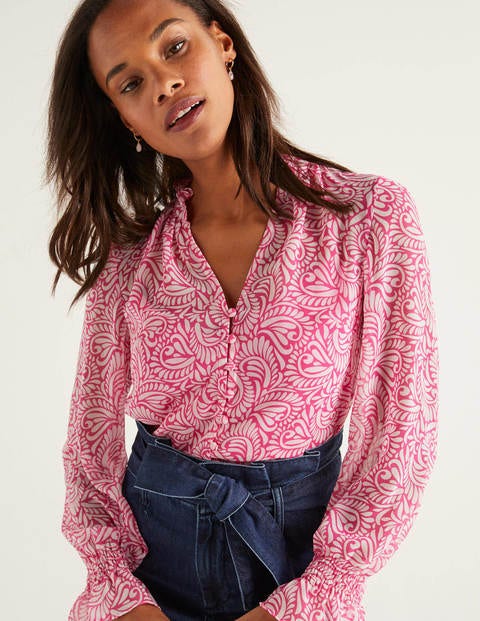 Evangeline Bluse - Pink, Kleines Geschwungenes Farnmuster Evangeline Bluse - Pink, Kleines Geschwungenes Farnmuster