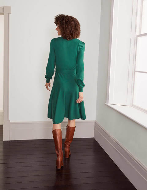 Deborah Strickkleid mit Gürtel - Waldgrün Deborah Strickkleid mit Gürtel - Waldgrün