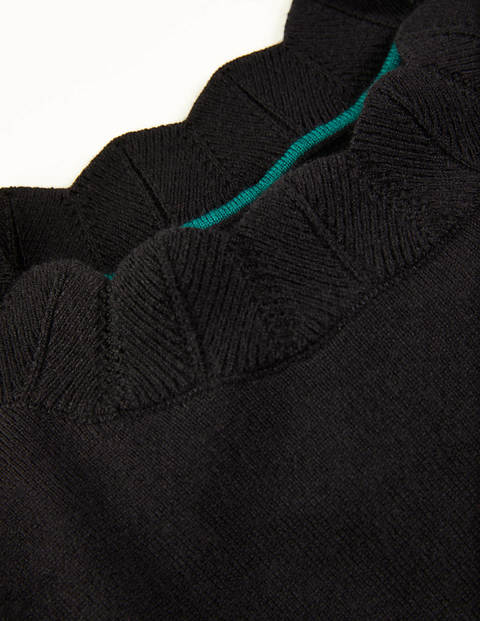 Hambleden Pullover mit Muschelsaum - Schwarz Hambleden Pullover mit Muschelsaum - Schwarz
