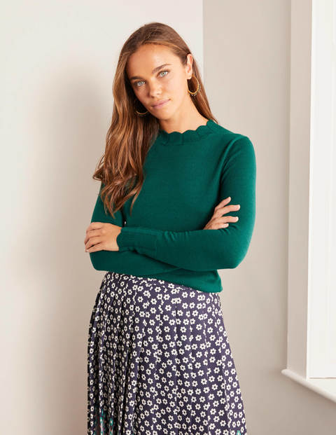 Hambleden Pullover mit Muschelsaum - Waldgrün Hambleden Pullover mit Muschelsaum - Waldgrün