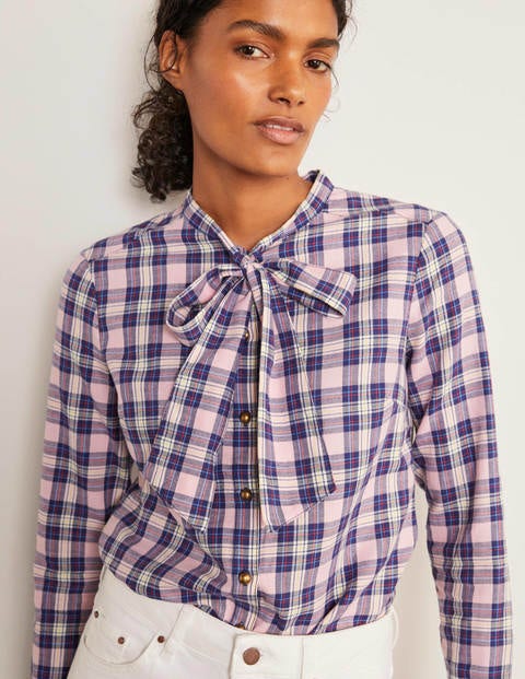 Chemise Susannah à col lavallière - Carreaux rose clair et ivoire Chemise Susannah à col lavallière - Carreaux rose clair et ivoire