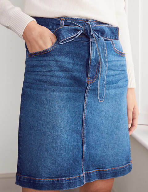 mid denim skirt