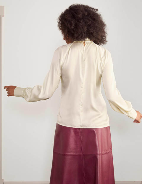 Isabella Top - Ivory Isabella Top - Ivory