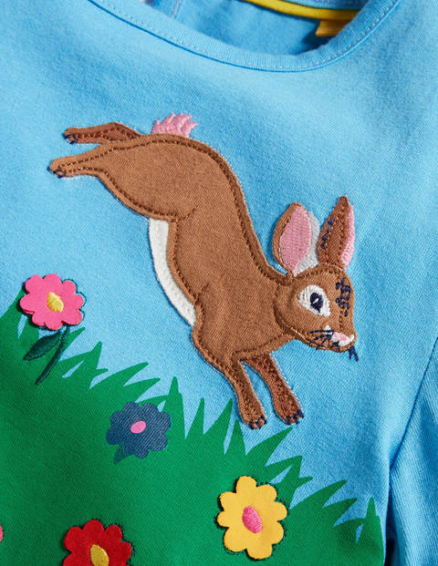 Kleid mit großer Applikation - Grasgrün, Blumenszene Kleid mit großer Applikation - Grasgrün, Blumenszene