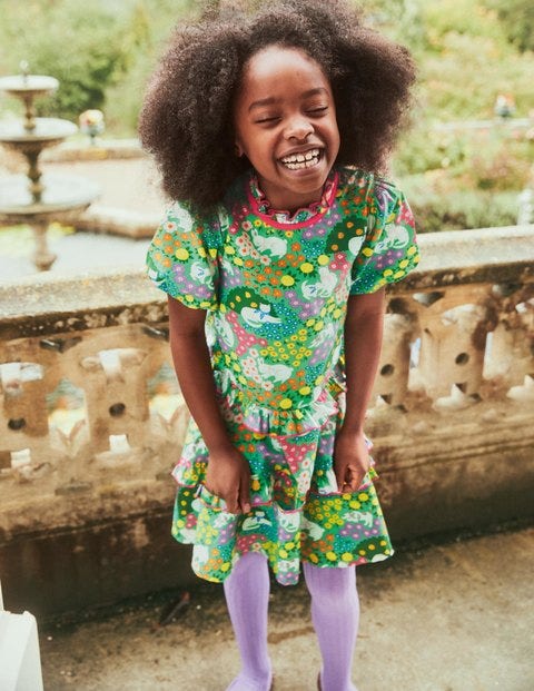 Nostalgisches Kleid mit Puffärmeln - Buntes Muster, Tiere Nostalgisches Kleid mit Puffärmeln - Buntes Muster, Tiere