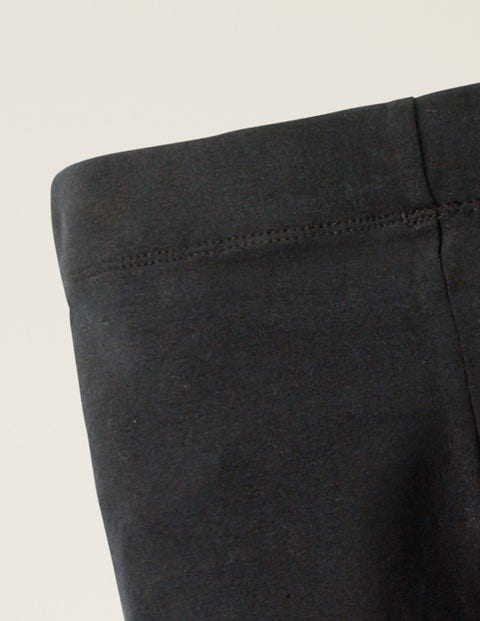 Plain Cropped Leggings - Black Plain Cropped Leggings - Black