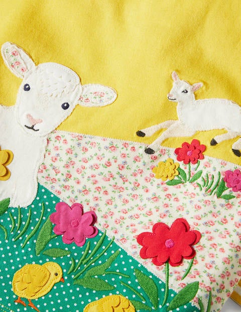 Appliqué Hotchpotch T-shirt - Sweetcorn Yellow Lambs Appliqué Hotchpotch T-shirt - Sweetcorn Yellow Lambs