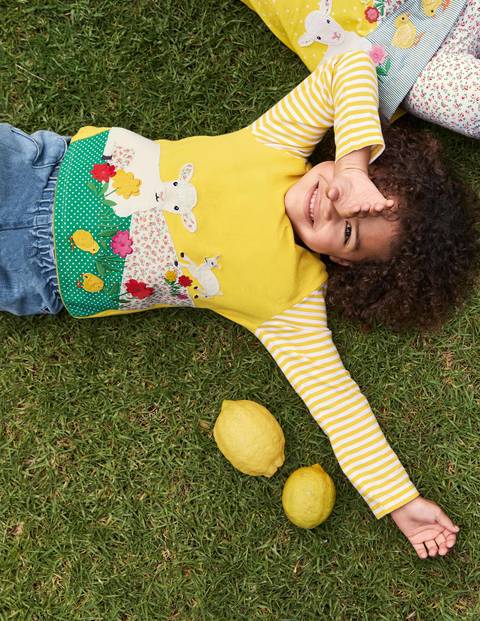 Appliqué Hotchpotch T-shirt - Sweetcorn Yellow Lambs Appliqué Hotchpotch T-shirt - Sweetcorn Yellow Lambs
