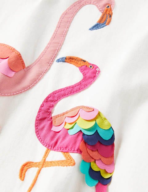 Charming Appliqué T-shirt - Ivory Flamingo Charming Appliqué T-shirt - Ivory Flamingo