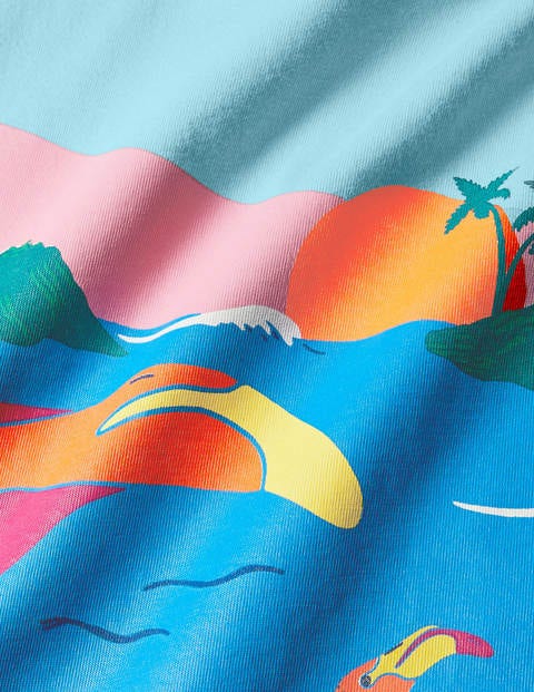 Scene T-shirt - Georgian Blue Flamingo Scene T-shirt - Georgian Blue Flamingo