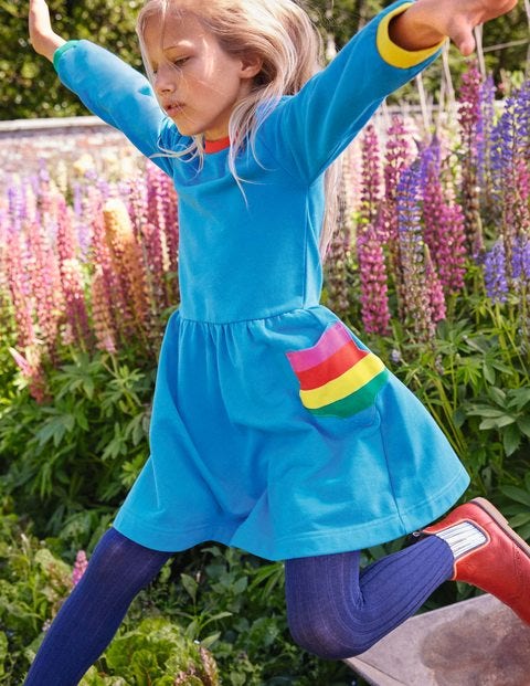 Robe avec poches à appliqué - Étoiles bleu marocain Robe avec poches à appliqué - Étoiles bleu marocain