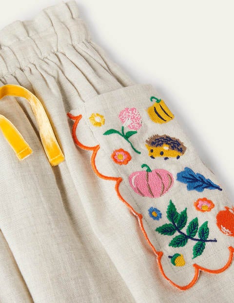 Rock mit bestickten Taschen - Hellbeige, Stickerei Rock mit bestickten Taschen - Hellbeige, Stickerei