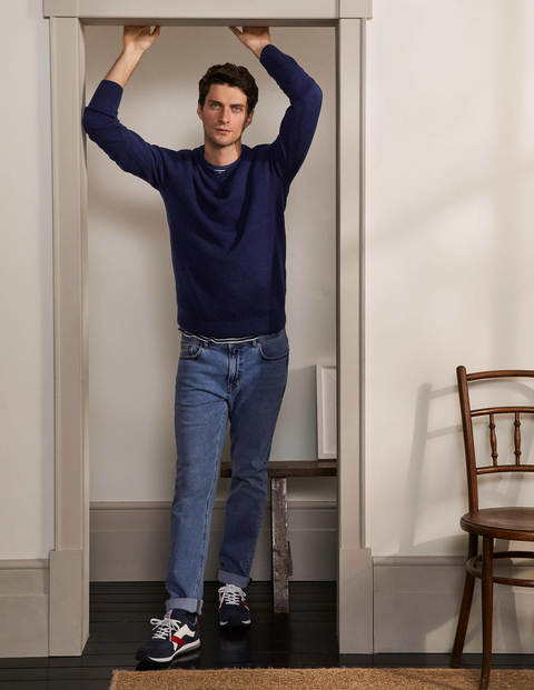 Lambswool Blend V-neck - Space Navy Lambswool Blend V-neck - Space Navy