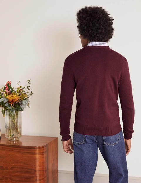 Cashmere V-neck - Deep Raspberry Pink Cashmere V-neck - Deep Raspberry Pink