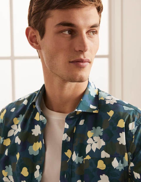 Printed Short Sleeve Shirt - Green Multi Pressed Bloom Camo Printed Short Sleeve Shirt - Green Multi Pressed Bloom Camo