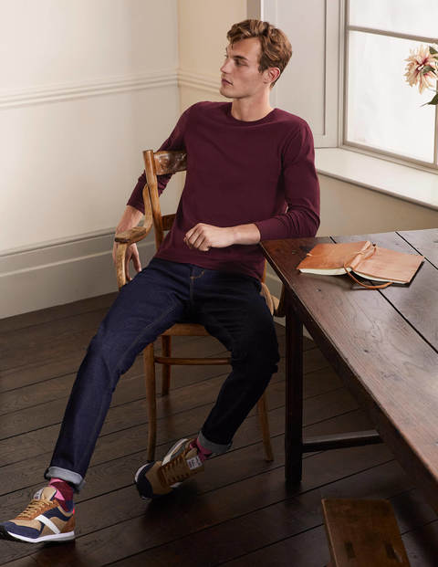Classic Long-sleeved T-shirt - Merlot Red Classic Long-sleeved T-shirt - Merlot Red