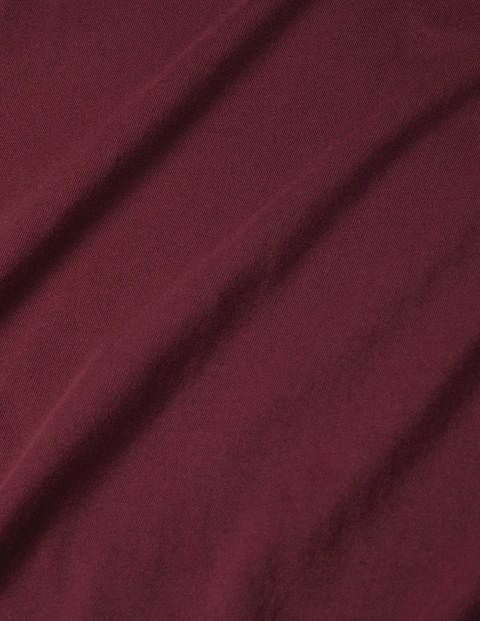 Classic Long-sleeved T-shirt - Merlot Red Classic Long-sleeved T-shirt - Merlot Red