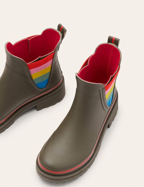 Bamburgh Wellington Boots - Classic Khaki/Cherry Red Bamburgh Wellington Boots - Classic Khaki/Cherry Red