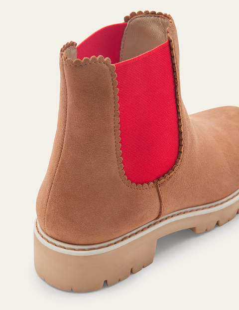 Scallop Detail Chelsea Boots - Tan/Cherry Red Scallop Detail Chelsea Boots - Tan/Cherry Red