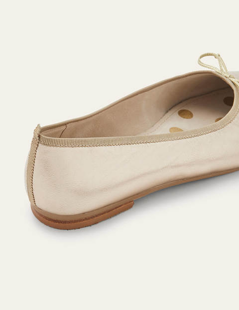 High Cut Ballerinas - Gold Metallic High Cut Ballerinas - Gold Metallic