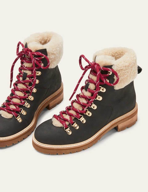 Isadora Hiking Boots