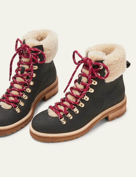 Isadora Hiking Boots - Black Isadora Hiking Boots - Black