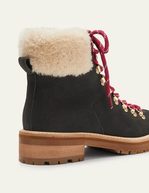 Isadora Hiking Boots - Black Isadora Hiking Boots - Black