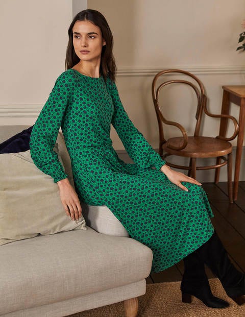 Evelyn Jersey-Midikleid - Baumgrün, Knospen mit Blättern Evelyn Jersey-Midikleid - Baumgrün, Knospen mit Blättern