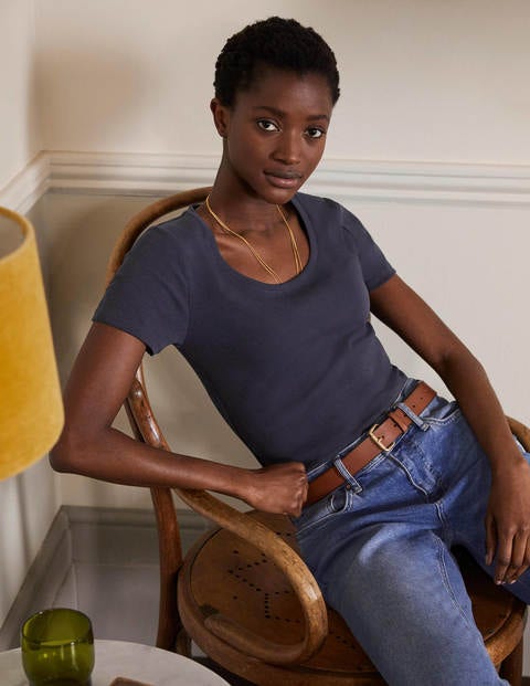 Essential Short Sleeve Tee - Navy Essential Short Sleeve Tee - Navy