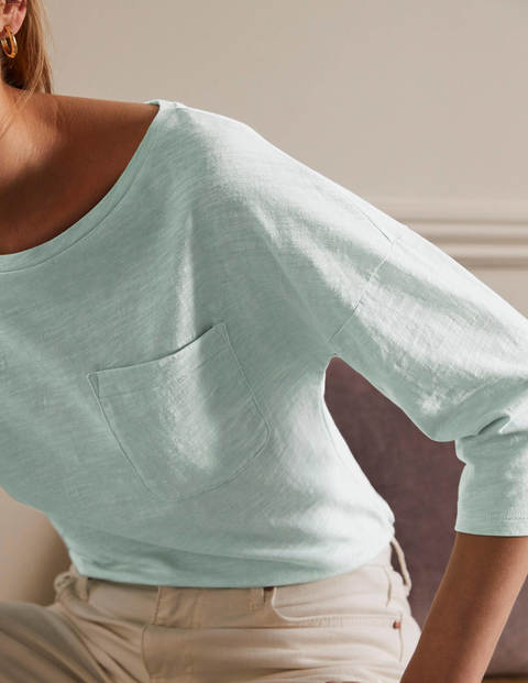 Le T-shirt à col bateau en coton - Eau douce Le T-shirt à col bateau en coton - Eau douce