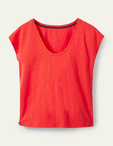 Das Baumwoll-T-Shirt mit abgerundetem V-Ausschnitt - Kirschrot Das Baumwoll-T-Shirt mit abgerundetem V-Ausschnitt - Kirschrot