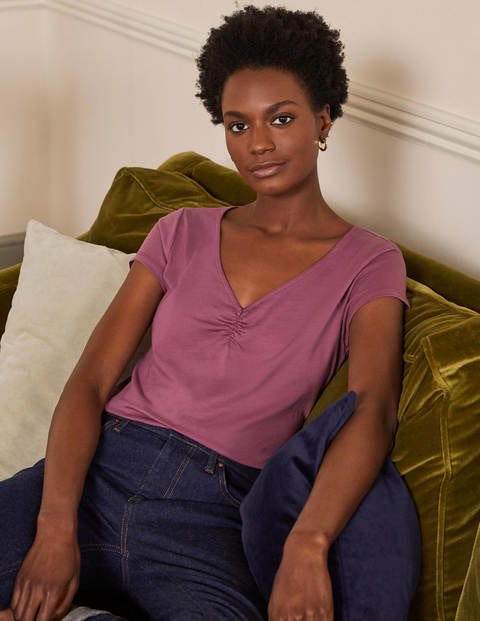 Supersoft Ruched V-neck Tee - Figgy Pudding Supersoft Ruched V-neck Tee - Figgy Pudding