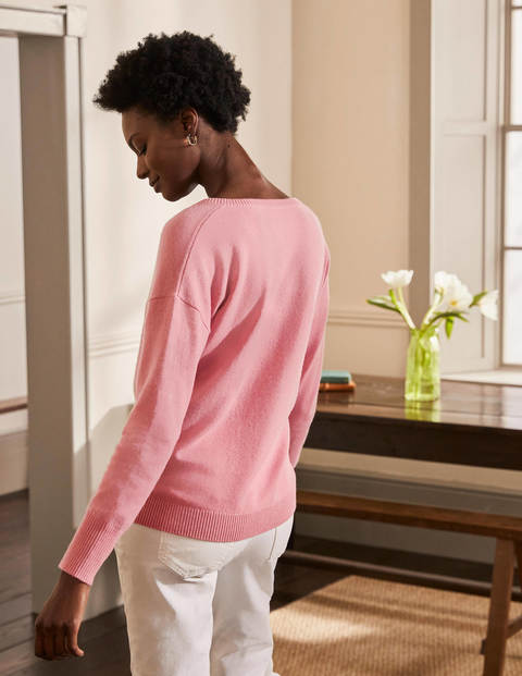 Cashmere V-neck Relaxed Jumper - Rose Quartz Pink Cashmere V-neck Relaxed Jumper - Rose Quartz Pink
