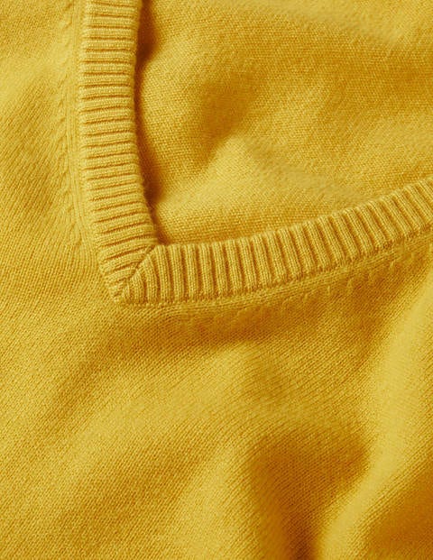 Cashmere V-neck Relaxed Jumper - Citrine Yellow Cashmere V-neck Relaxed Jumper - Citrine Yellow
