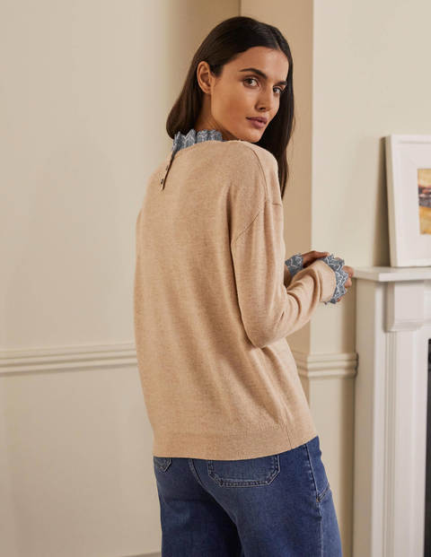 Lydia Webpullover mit Rüschen - Hellbeige Melange Lydia Webpullover mit Rüschen - Hellbeige Melange